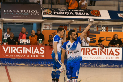 Vives va ser protagonista en el primer partit amb un doblet.