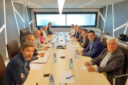 Un momento de la junta de accionistas celebrada ayer en la sede de Mercolleida.