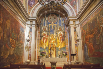 Las pinturas de la capilla de Montserrat, en la iglesia parroquial de Tàrrega, obra de Jaume Minguell.