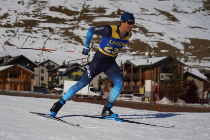 Pueyo va aconseguir l’any passat el número u del rànquing FIS de la seua edat en la modalitat d’esprint.