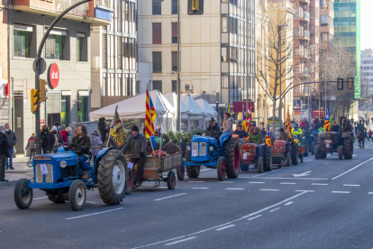 El grupo de batucada Tam Tam Tukem y Lo Marraco, encabezaron el desfile.