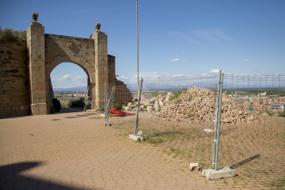 Vista del tramo de muralla afectado, en el Baluarte de Louvigny.