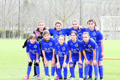 L’equip sènior del FC Pirineus que competeix al grup 2 de Segona Territorial.