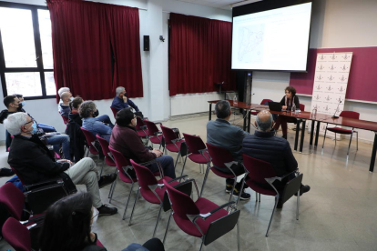 La conferència de Mireia Iglesias ahir al Rectorat de la UdL.