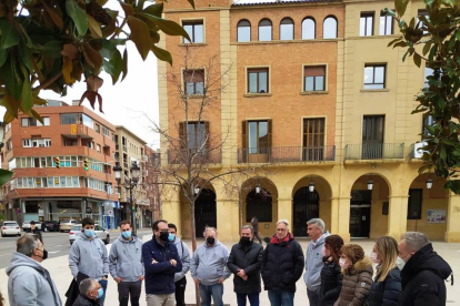 La visita de l’alcalde i regidors de Torrefarrera a Mollerussa.
