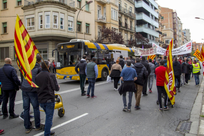 Els empleats van marxar des de Ricard Viñes fins a la Paeria.