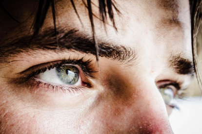 ¿Cuál es el color de ojos más atractivo para los hombres y las mujeres?