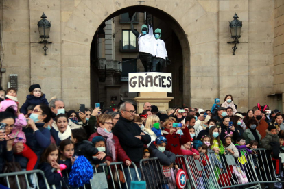 Les disfresses tornen a omplir la Gran Rua de Carnaval de Lleida després de dos anys