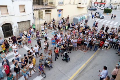 Veïns d’Alcoletge van protestar dimarts per demanar seguretat.