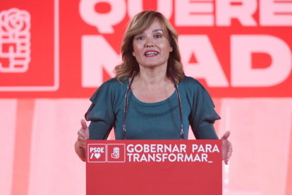 Sánchez recorre a ministres i veterans del PSOE per renovar la cúpula del partit