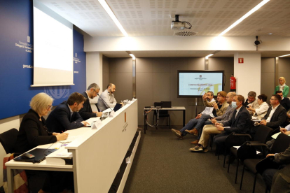 Reunión de la Comisión de coordinación territorial de la campaña agraria 2022, en la delegación del Govern de Lleida