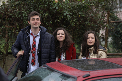 Antena 3 estrena 'Hermanos'