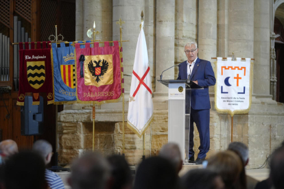El alcalde de Valencia, Joan Ribó, durante su intervención como pregonero ayer en la Seu Vella. 