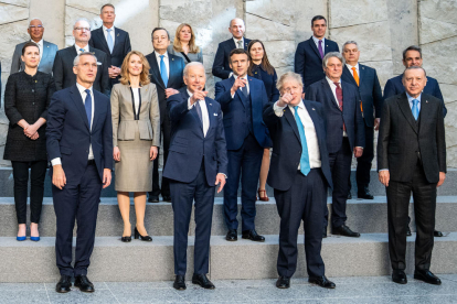 Alguns dels líders de l’OTAN posen abans de la reunió a Brussel·les.