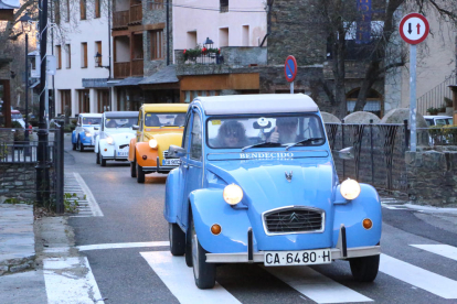 La concentració de cotxes va començar dissabte passat i finalitzarà demà dijous.