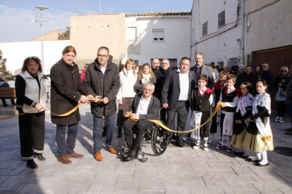 La inauguració de la segona fase de les obres de reforma del centre històric d’Alpicat.