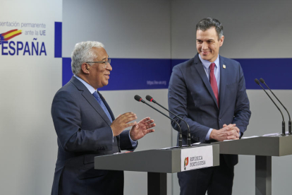 El president del Govern espanyol i el del portuguès, Pedro Sánchez i Antonio Costa.