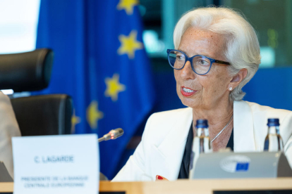 La presidenta del Banc Central Europeu (BCE), Christine Lagarde, durant un diàleg amb el comitè d'Afers Econòmics i Monetaris del Parlament Europeu
