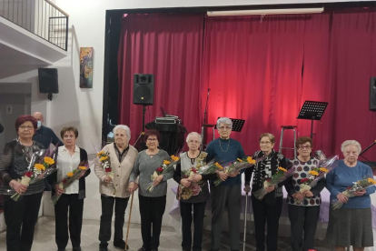 La Associació de Dones de Torrelameu homenajea a sus socias veteranas 