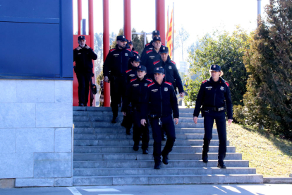 Els Mossos d'Esquadra canvien d'uniforme després de 40 anys