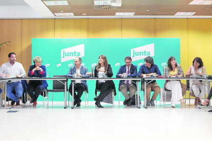 La nueva junta directiva del partido se reunió ayer por primera vez tras el congreso del sábado.