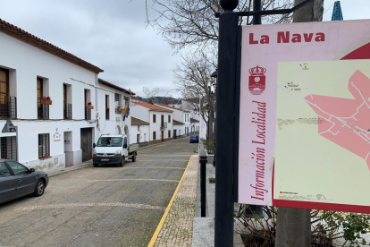 Un poble de 250 habitants reuneix obres originals de Picasso, Dalí i Miró
