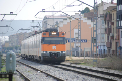 Imagen de archivo de un tren de la línea de Manresa a Mollerussa