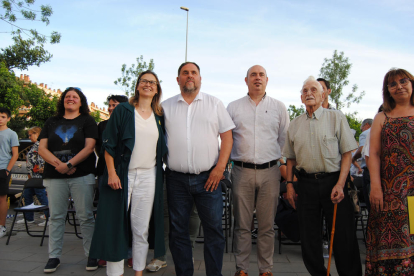 Oriol Junqueras junto a Vidal y Meritxell Serret en Balaguer. 