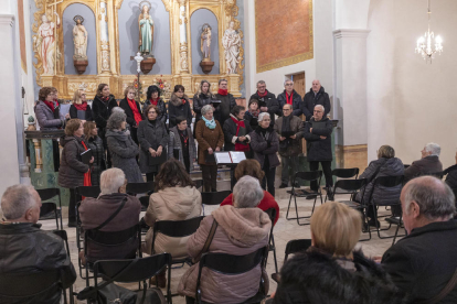 L’església de Santa Maria Magdalena de Vergós Guerrejat va acollir el concert de la coral Doll de Veus.