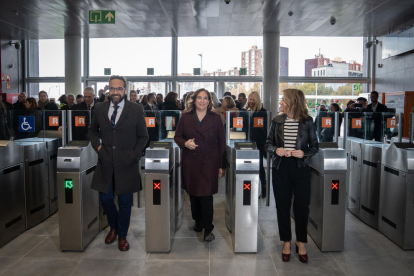 Sant Andreu inaugura estación de Rodalies tras meses de obras