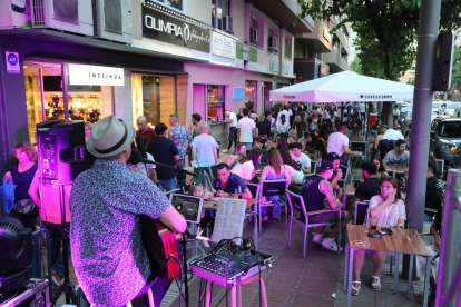 Las calles de la Zona Alta se llenaron de actividades para todas las edades. 