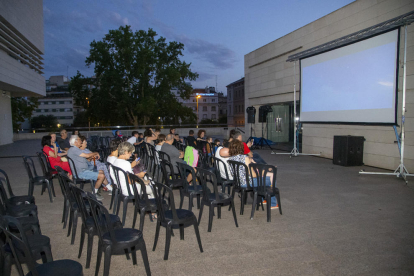 La plaza del Museu de Lleida se transforma en sala de cine este julio