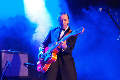 El guitarrista y cantante Pete Lyth, en el Cafè del Teatre de Lleida.