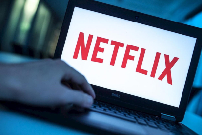 Imagen de archivo de un ordenador con el logo de Netflix