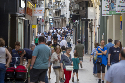 Poques vendes en un festiu comercial amb només franquícies