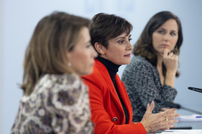 La portavoz del Gobierno, Isabel Rodríguez, ayer en rueda de prensa tras el Consejo de Ministros.