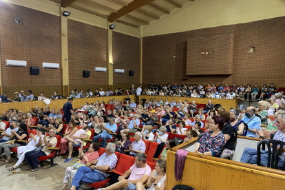 Rècord de públic a Castelldans per veure la pel·lícula 'Alcarràs'