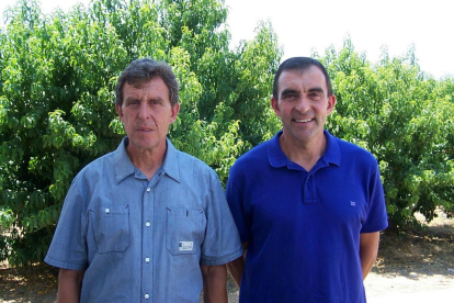 Dos treballadores de Freshis amb Lluís Puig, fundador i CEO de l’empresa.