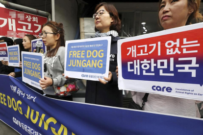 La primera dama surcoreana insta a acabar con el consumo de carne de perro