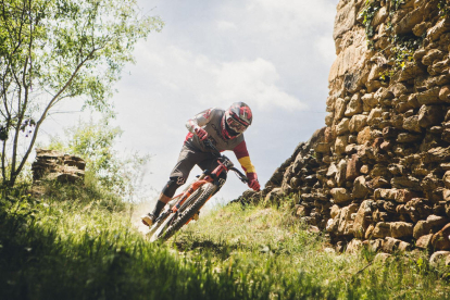 Àlex Iscla i Estelle Charles, guanyadors Elit al Superenduro d'Arfa