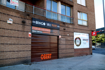 La víctima mortal en el atraco del bingo de Tortosa recibió un tiro en la cabeza