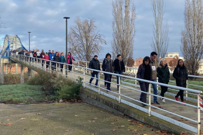 Gairebé 200 persones van participar en una caminada per l’Horta.