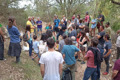 Taller de seguimiento de rastros de fauna con Lluís Culleré. 