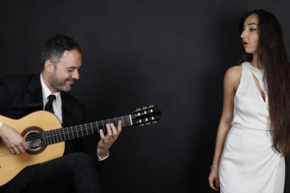 El duo Jovicic-Scevola, format per la soprano Milica Jovicic i el guitarrista Gian Carlo Scevola.