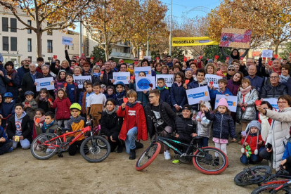 Més de 30 activitats a Tàrrega. La plaça de les Nacions Sense Estat va ser ahir l’epicentre de la Marató a la capital de l’Urgell.