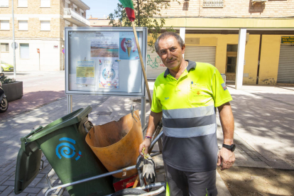 Enric Alòs, treballador d’Ilnet, ahir al Secà de Sant Pere.