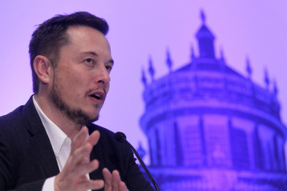 Musk, Tesla i SpaceX demandats per suposada estafa piramidal de Dogecoin