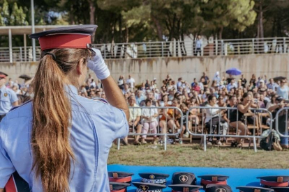 Convocades 850 noves places de Mossos d'Esquadra amb el 40% d'elles reservades a dones