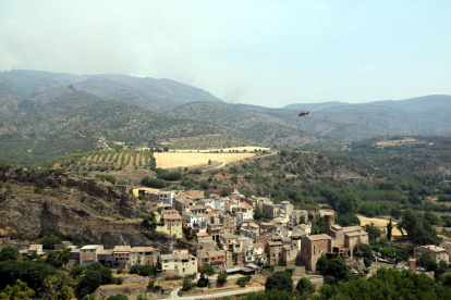 L'alcalde d'Alòs de Balaguer demana més coordinació per fer front a l'incendi de Baldomar