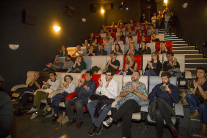 El Som Cinema estrenó ayer el film documental con dos sesiones en el Screenbox de Lleida que se llenaron de público. 